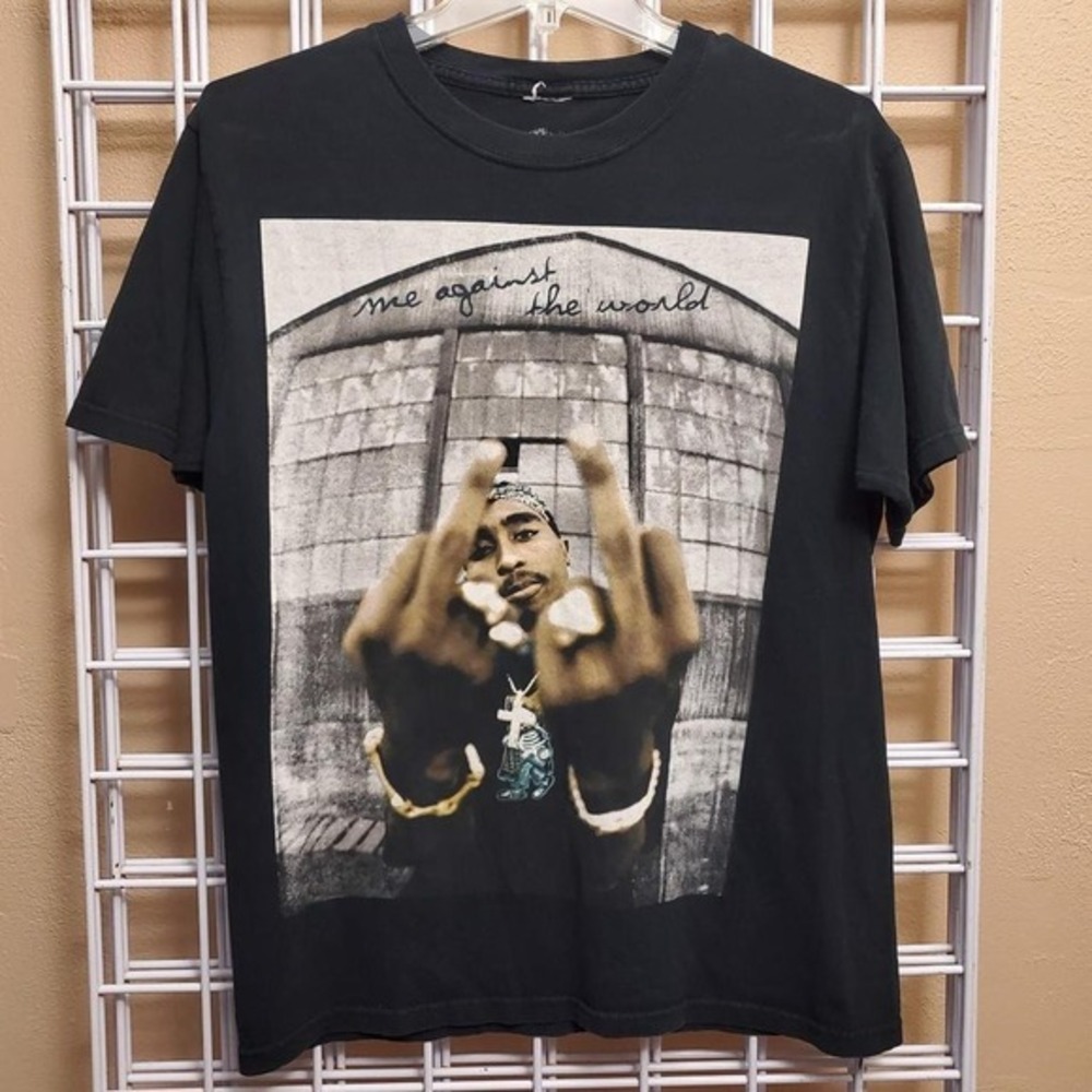 2015 Tupac Shakur "Me Against the‎ World" tee